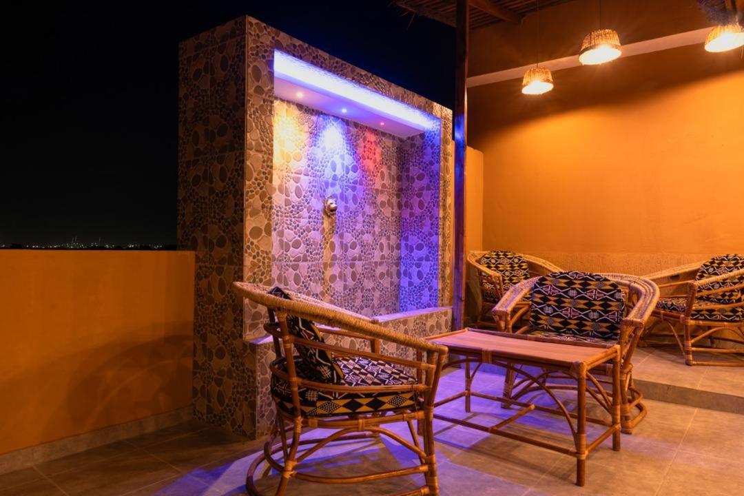 Airport Inn Hotel Lomé Buitenkant foto